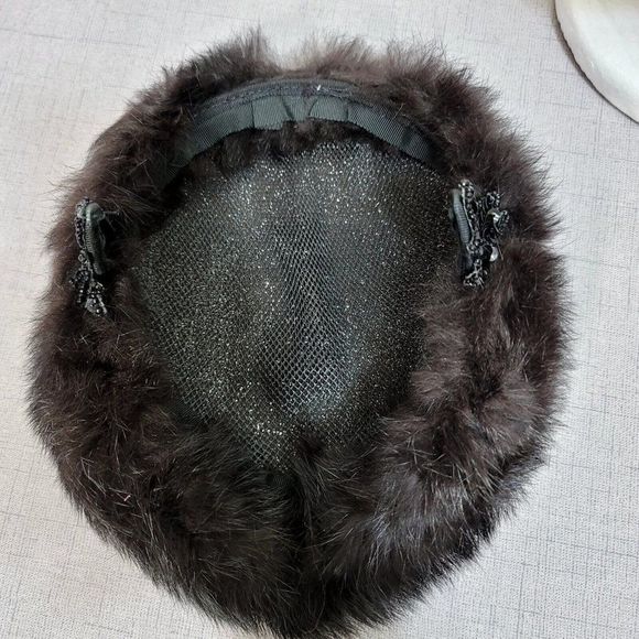 Vintage 50s 60s Black Mink Fur Hat Furry Halo Winter Fascinator Hat Sequin Side - Picture 8 of 8